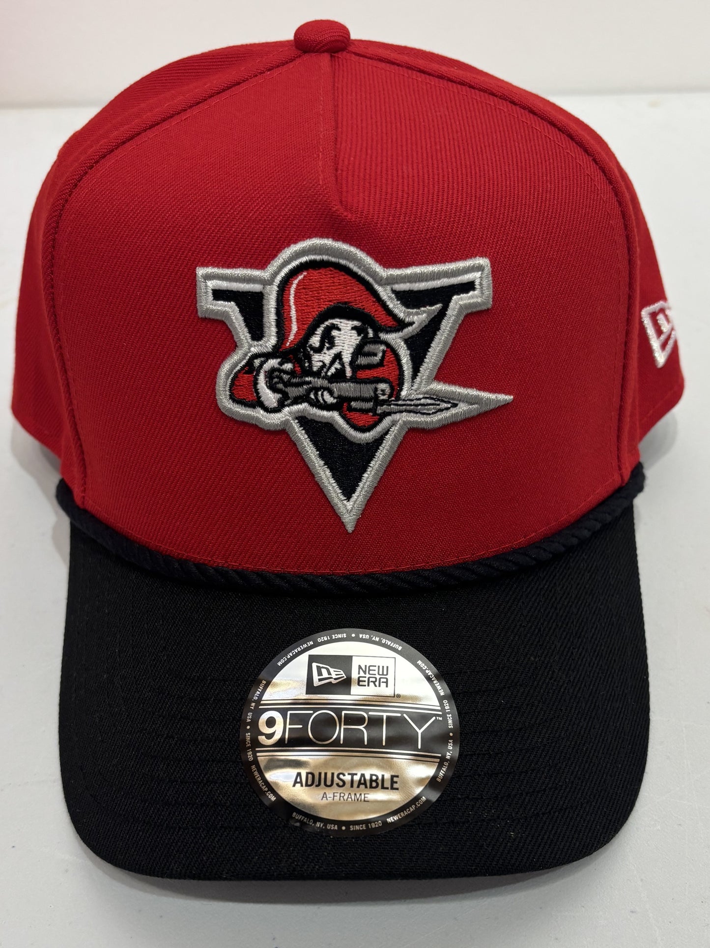 CASQUETTE ROUGE DRAFT 2025